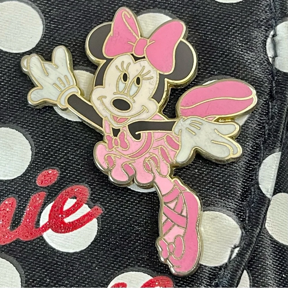 Disney Minnie Mouse Polkadot Bow Chain Strap Mini Bag Purse with Trading Pin